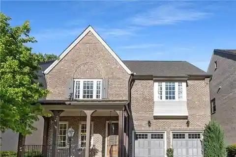 Architectural Masterpiece That Epitomizes Modern Elegance