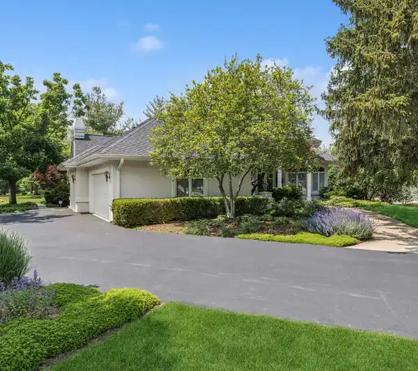 GRAND CUSTOM-BUILT RANCH HOME