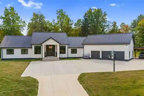 Modern Efficiency with Timeless Craftsmanship