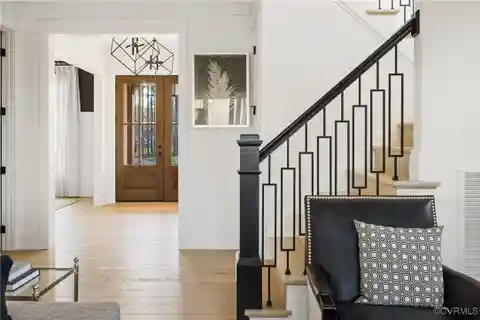 Roomy Family Home with Modern Luxury Features