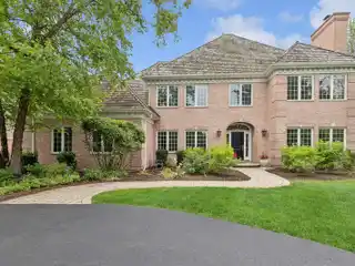 Beautifully Maintained Home in Desirable Arbor Ridge