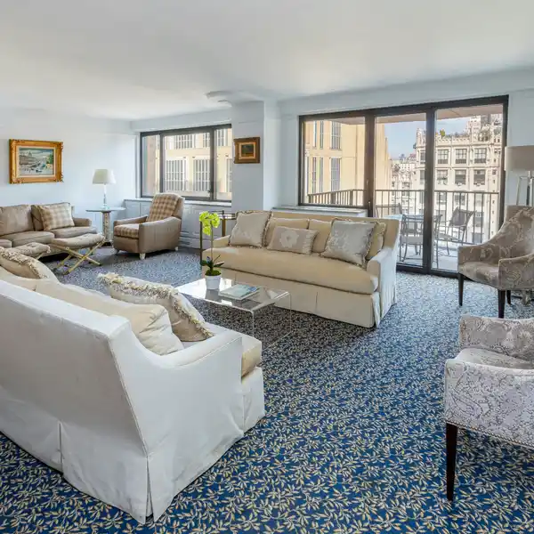 TRANSFORMABLE LUXURY RESIDENCE STEPS FROM CENTRAL PARK
