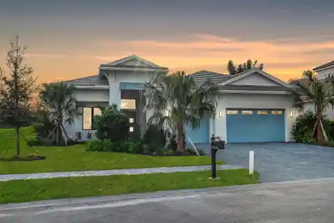 Fantastic Coastal Modern