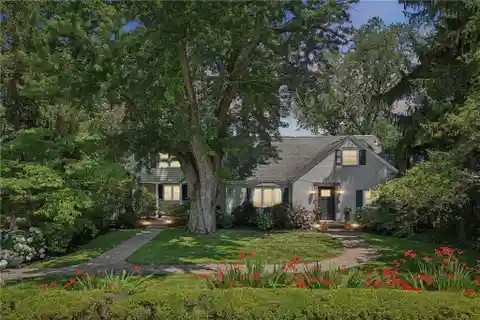An Enchanting Showplace