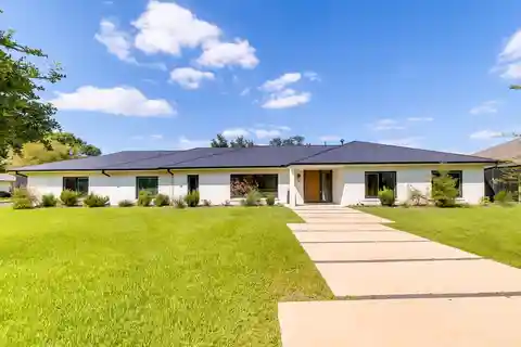 Beautiful Home in North Dallas