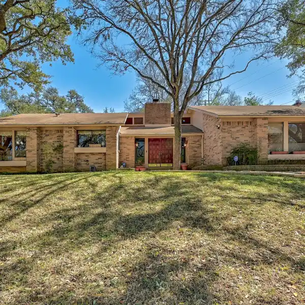 CRAFT YOUR DREAM HOME IN ROLLINGWOOD