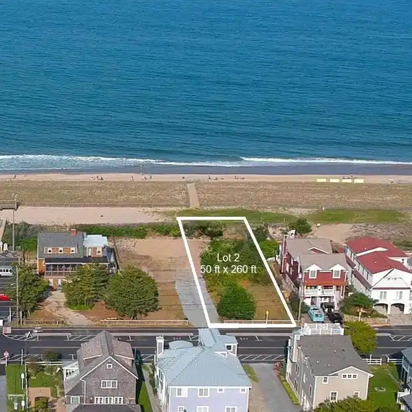 RARE OCEANFRONT LOT