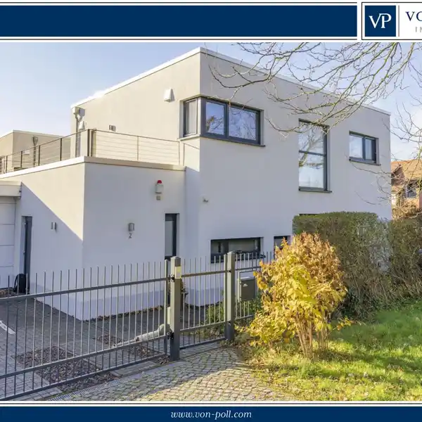 IMPRESSIVE HOME IN A QUIET AREA