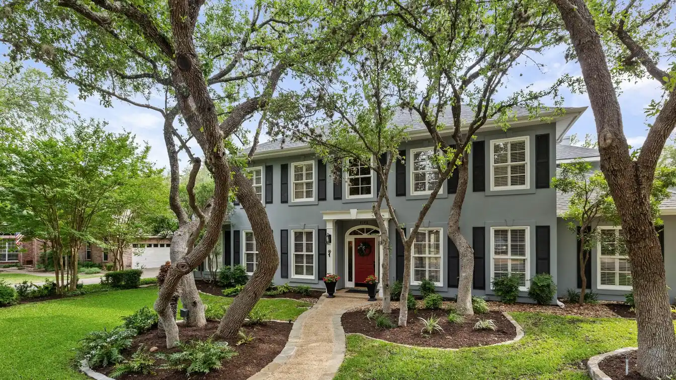 A Private Sanctuary in Guard-gated Inwood