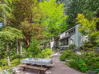 Lions Bay Retreat with Ocean Views