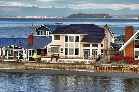 Waterfront Retreat on Langley's Coveted Sand-Spit