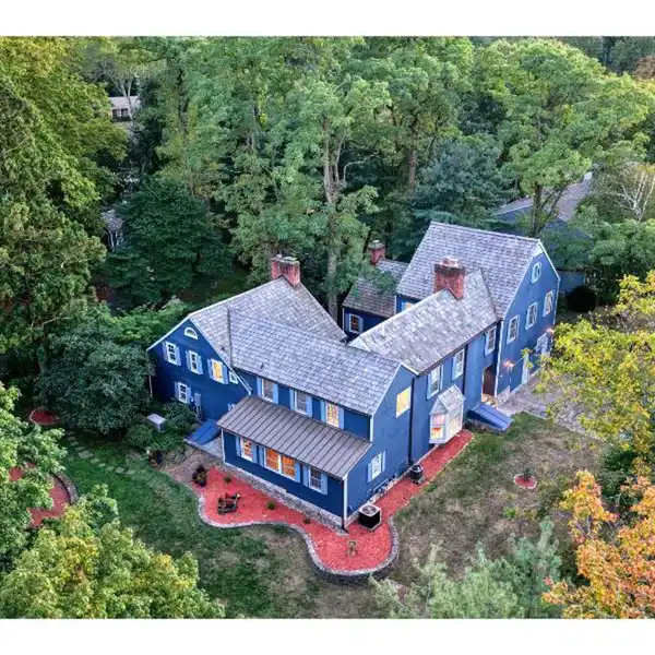 EXCEPTIONAL 18TH CENTURY COLONIAL HOMESTEAD