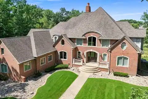 Timeless Luxury Meets Everyday Comfort in Rosewood Estates