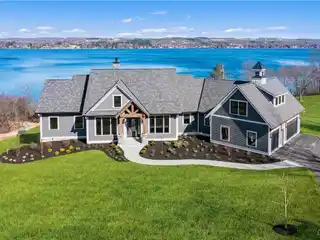 Exquisite Luxury Lake House