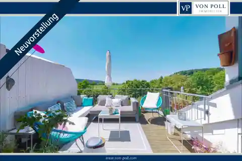 Inviting Home in Spectacular Condition
