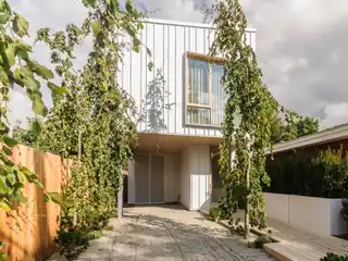 Architect-Designed Magazine Worthy Modern Sanctuary