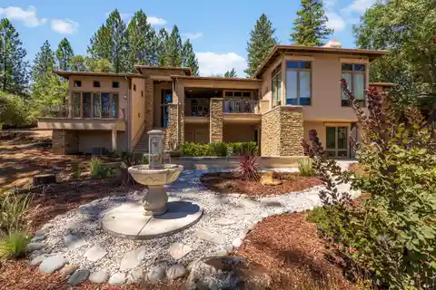 Custom Stunner on over an Acre