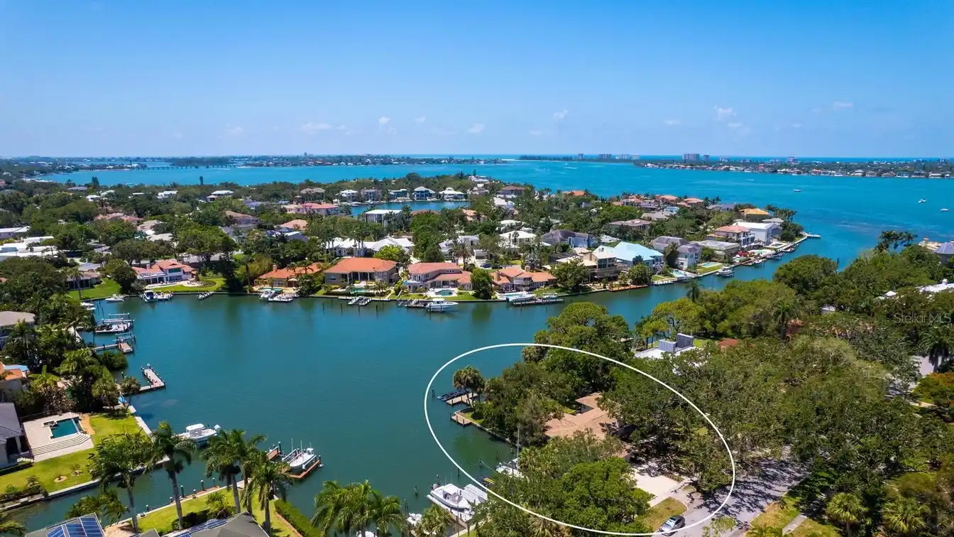 Exceptional Waterfront Lot