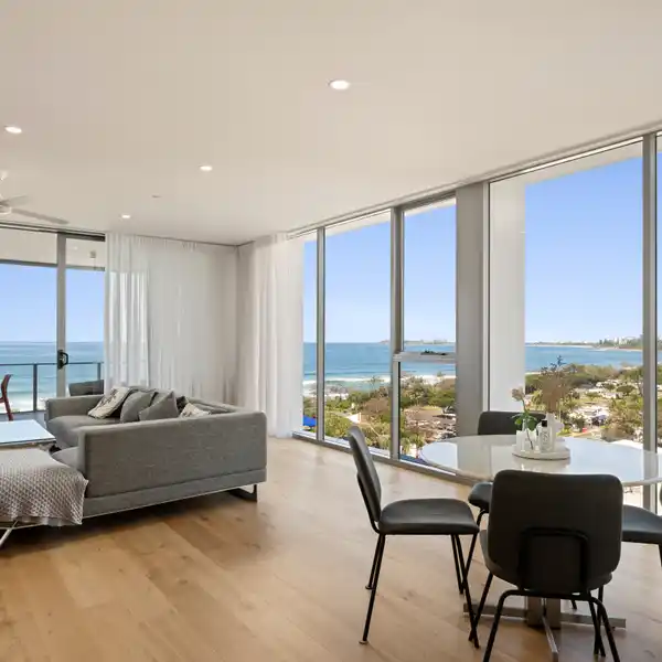 BEACHFRONT SKYHOME - AWE INSPIRING VIEWS