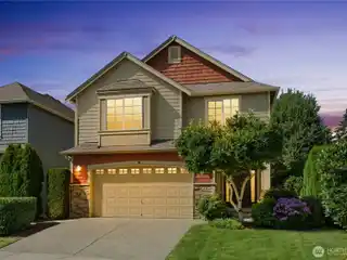 Gorgeous Home in a Prime Neighborhood