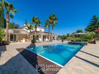 Architect-Designed Oasis Near the Beaches