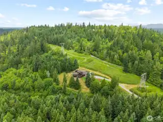 Private Retreat on 7.64 Acres