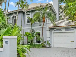 Classic Palm Beach Luxury Living