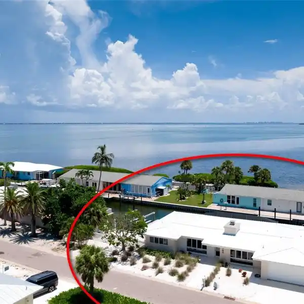 A GREAT OPPORTUNITY FOR ISLAND LIVING