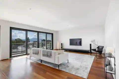 Chic and Relaxed Apartment with Magnificent Views