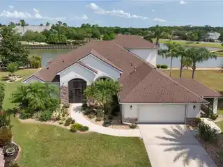 Rare Opportunity in the Lakes of Mount Dora