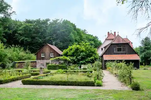 Historic Ensemble in the Open Air - Elaborately and Lovingly Renovated