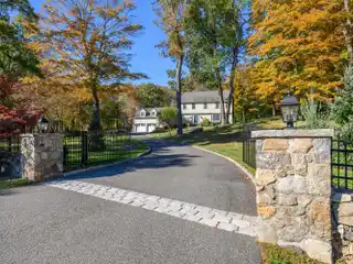 Expansive Deck and Screened Porch Bliss