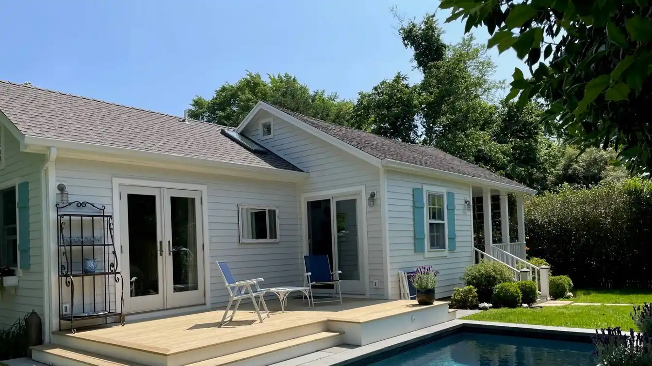 This Newly Renovated Chic Cottage Is the Perfect Retreat