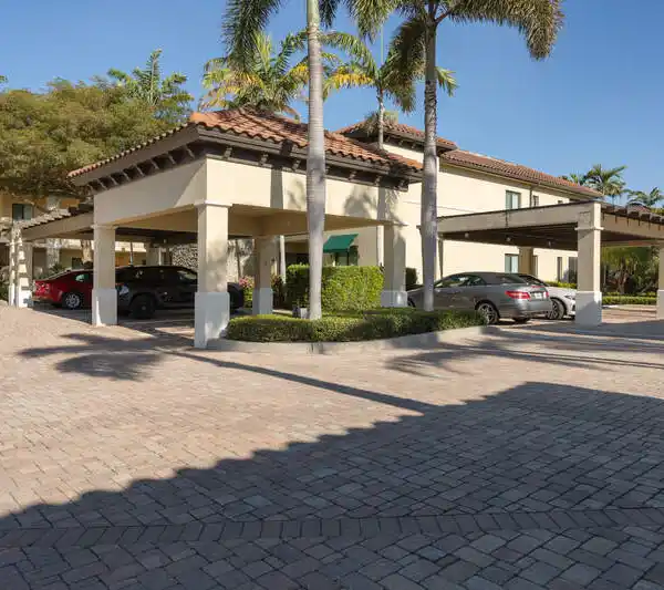 ELEVATED LIVING IN NAPLES BAY RESORT