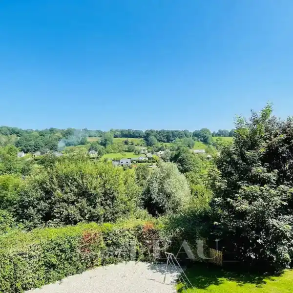 FULLY RENOVATED HOME WITH PANORAMIC VIEWS