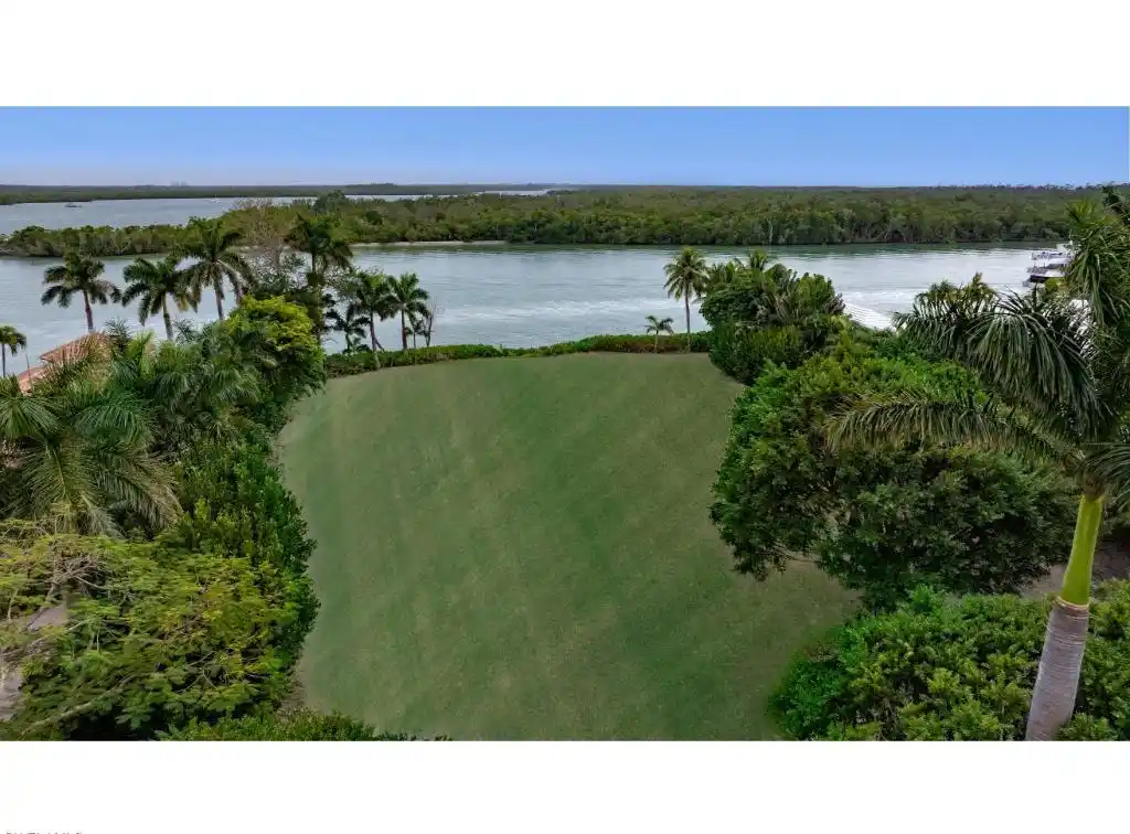 The Most Desirable Port Royal Property