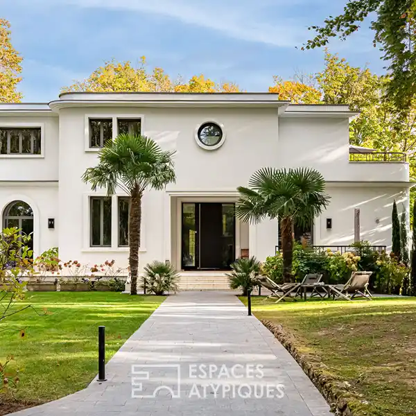 REFINEMENT BLENDS WITH THE SERENITY OF NATURE