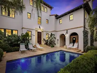 River House on 5th Street