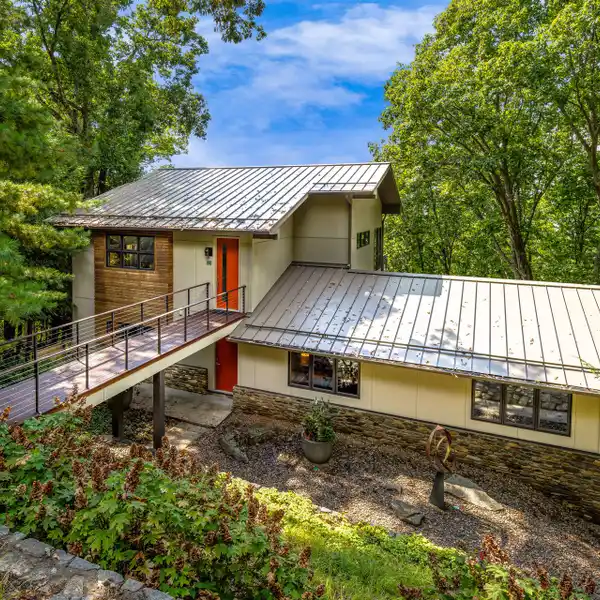SUNSET MOUNTAIN DESIGNER HOME