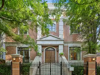 Custom-Built Home in the Heart of Lincoln Park