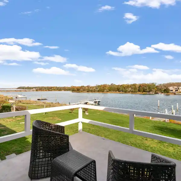 ATTRACTIVE THREE BEDROOM HARBOR FRONT HOME