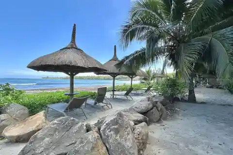 Serene Villa Retreat with Panoramic River Views