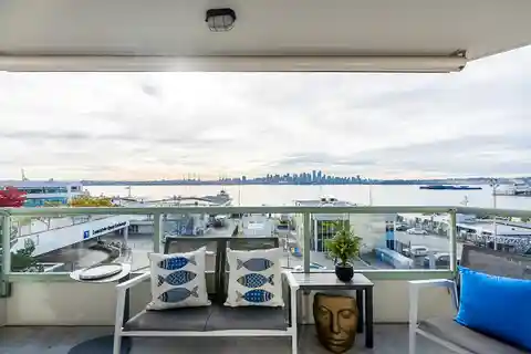 Waterfront Luxury Living
