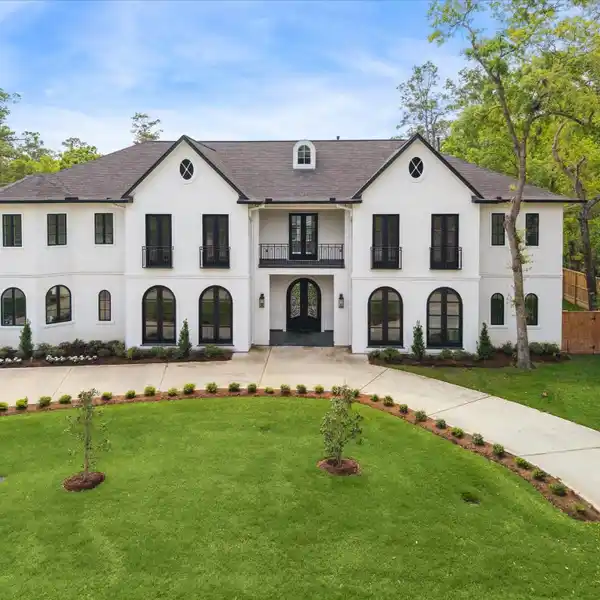 INCREDIBLE NEW CONSTRUCTION