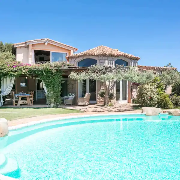 GORGEOUS VILLA WITH POOL IN PORTO CERVO