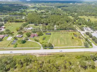 5-acre Property in Sarasota