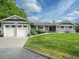 Fully Renovated Rancher in Upper Murrayville