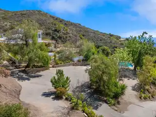 Six-acre Ocean View Ranch Retreat in Central Malibu