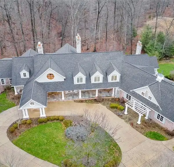 SPECTACULAR AND SPACIOUS HOME ON NINE PRIVATE ACRES