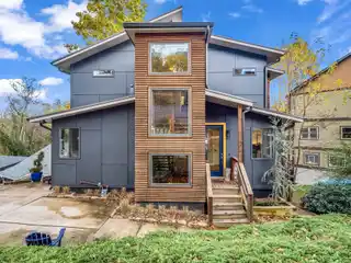 Incredible Modern Home with Peaceful Living